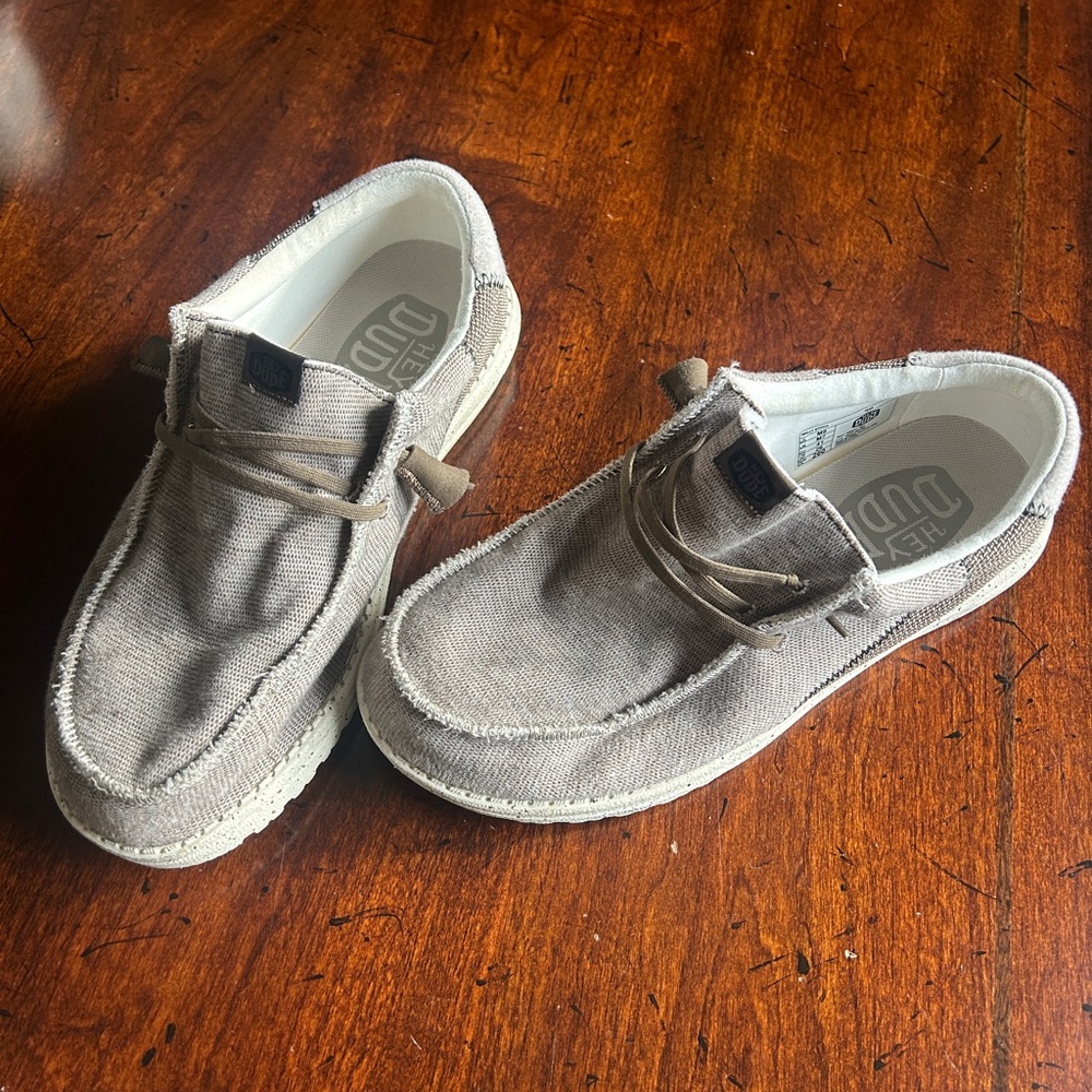 Hey Dude Men's Light Brown Loafers